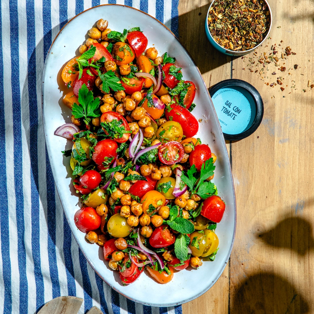 Ensalada de garbanzos y tomate