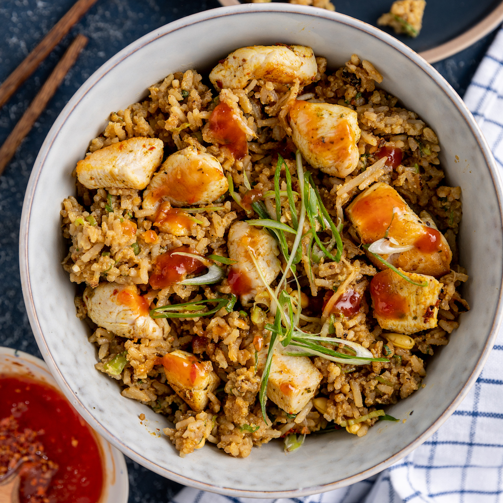 Arroz frito con pollo