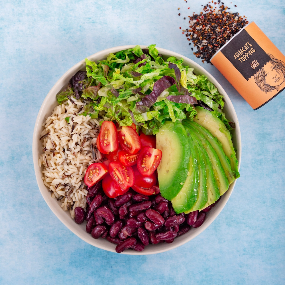 Bowl multicolor con aguacate