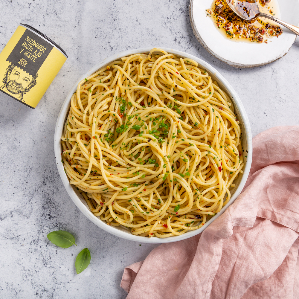 Espagueti con ajo y aceite Receta JUST SPICES