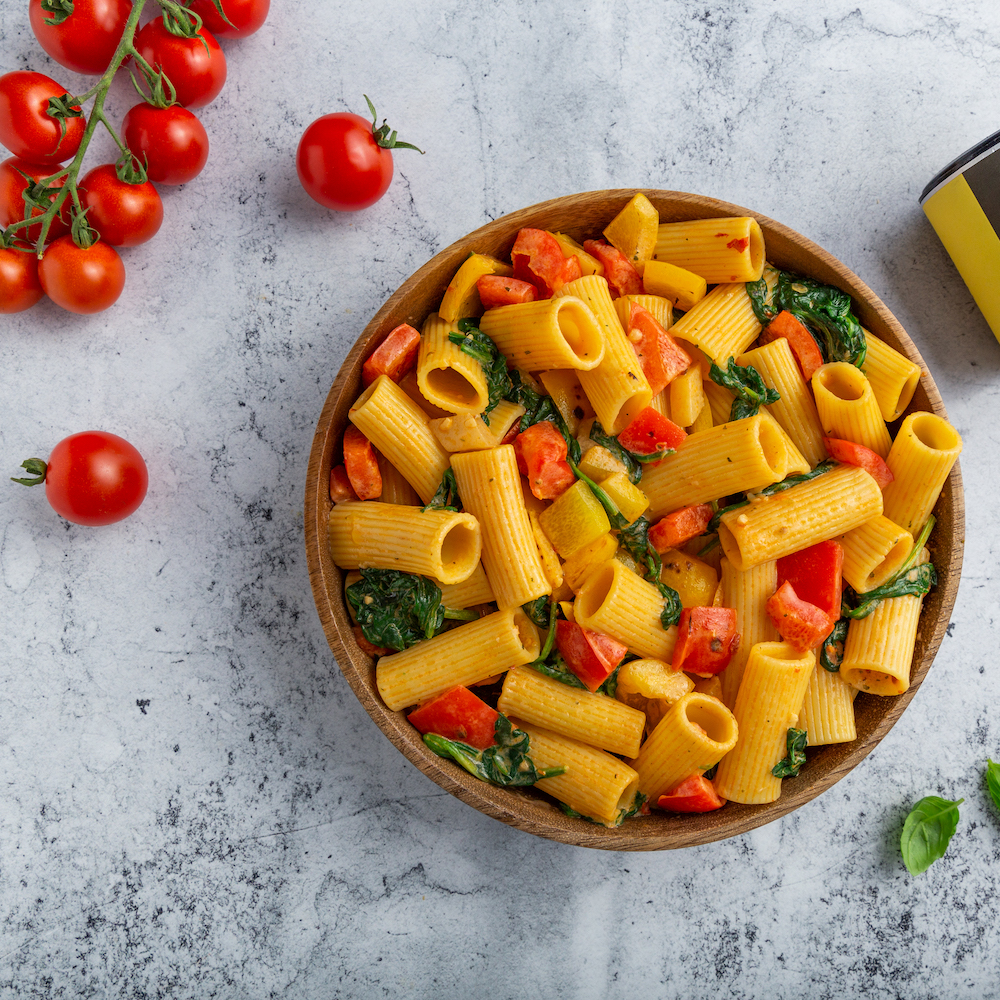 Pasta con espinacas y pimientos Receta JUST SPICES