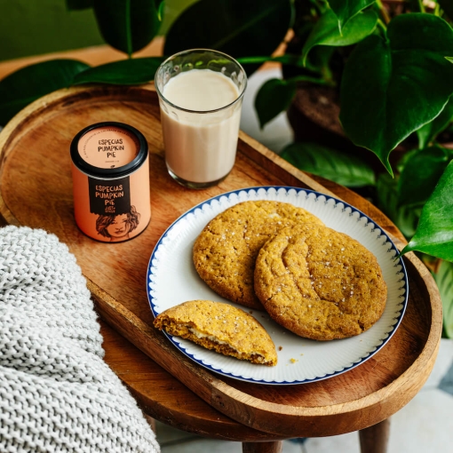 Galletas de calabaza rellenas de queso crema