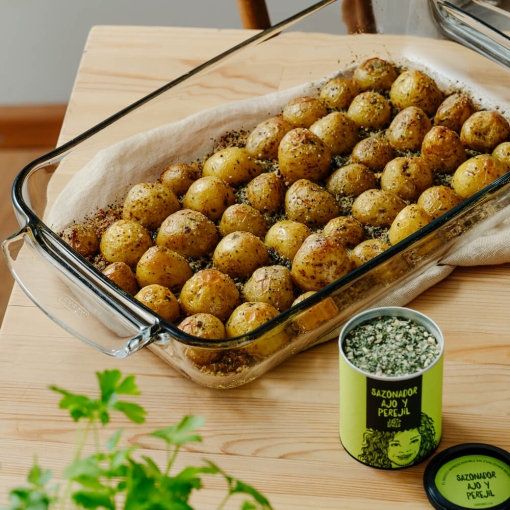 Patatas al horno crujientes con parmesano