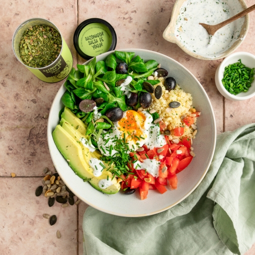 Ensalada con salsa de yogur
