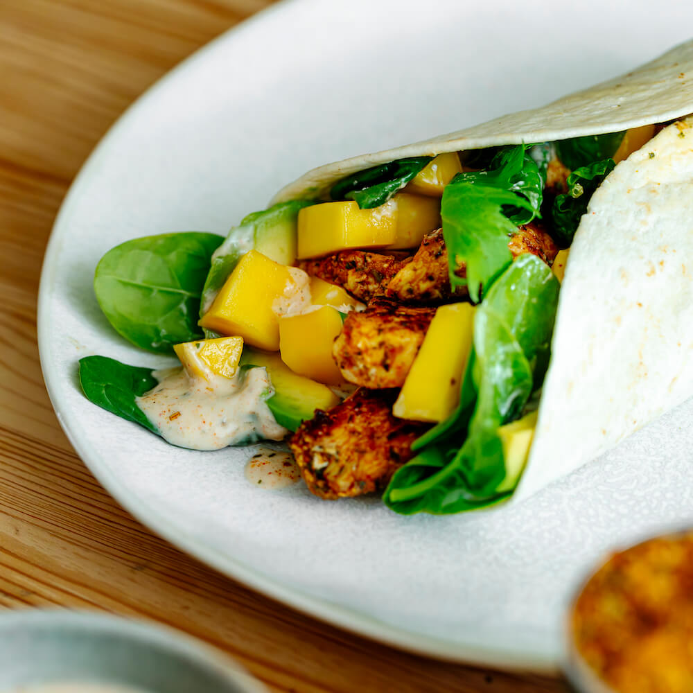 Wrap de pollo con salsa de yogur Receta JUST SPICES