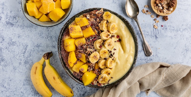 veganismo: smoothie bowl de coco