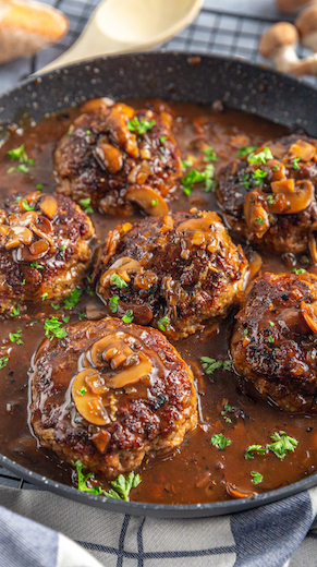 Manú para una cena de Navidad fácil y económica, albóndigas en salsa de setas